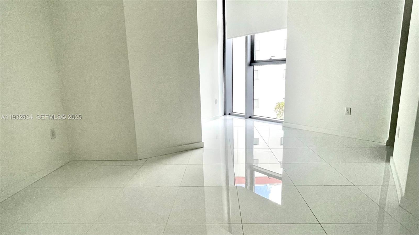 851 NE 1st Avenue 412, Miami, FL 33132 photo 5