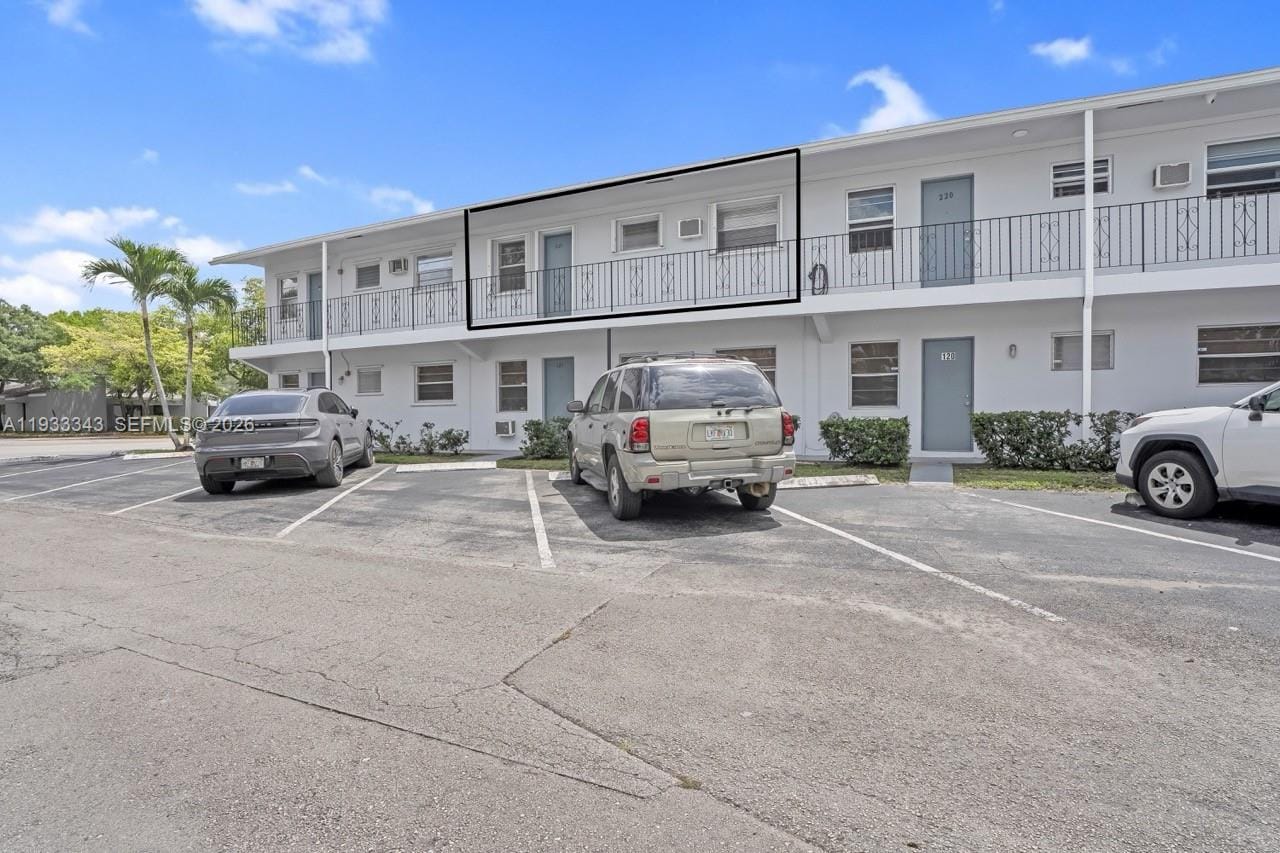7401 Pines Boulevard 221 — photo 2