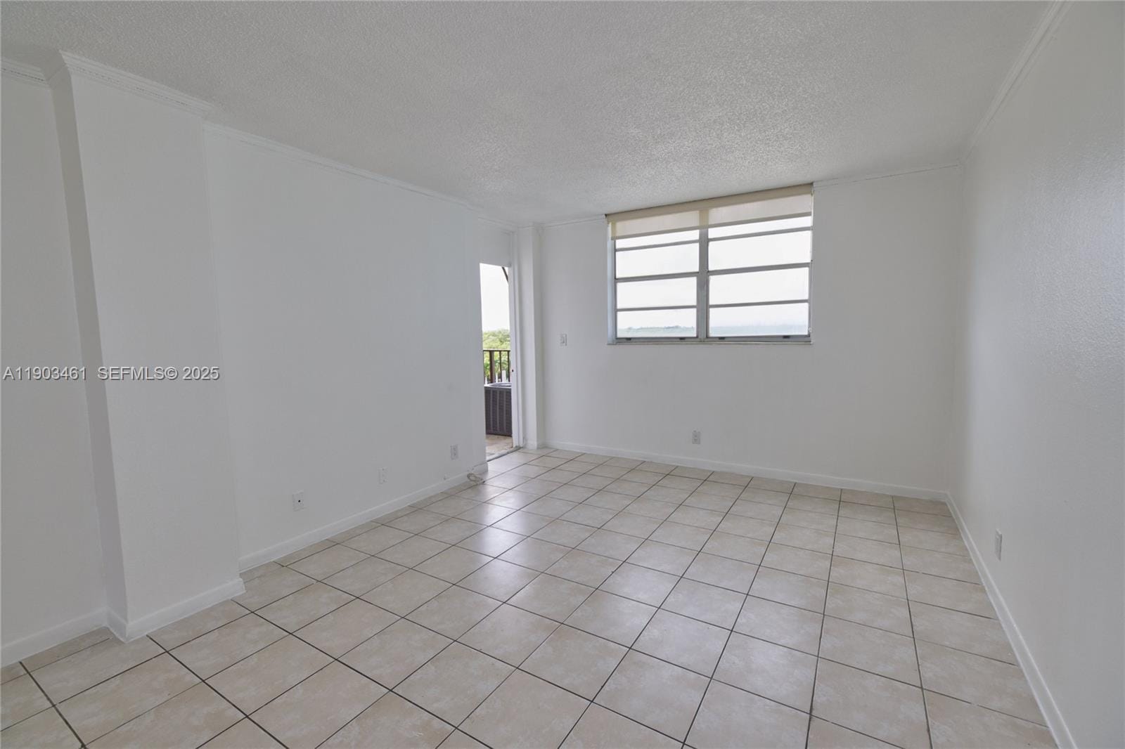 2903 N Miami Beach Boulevard 806 — photo 11