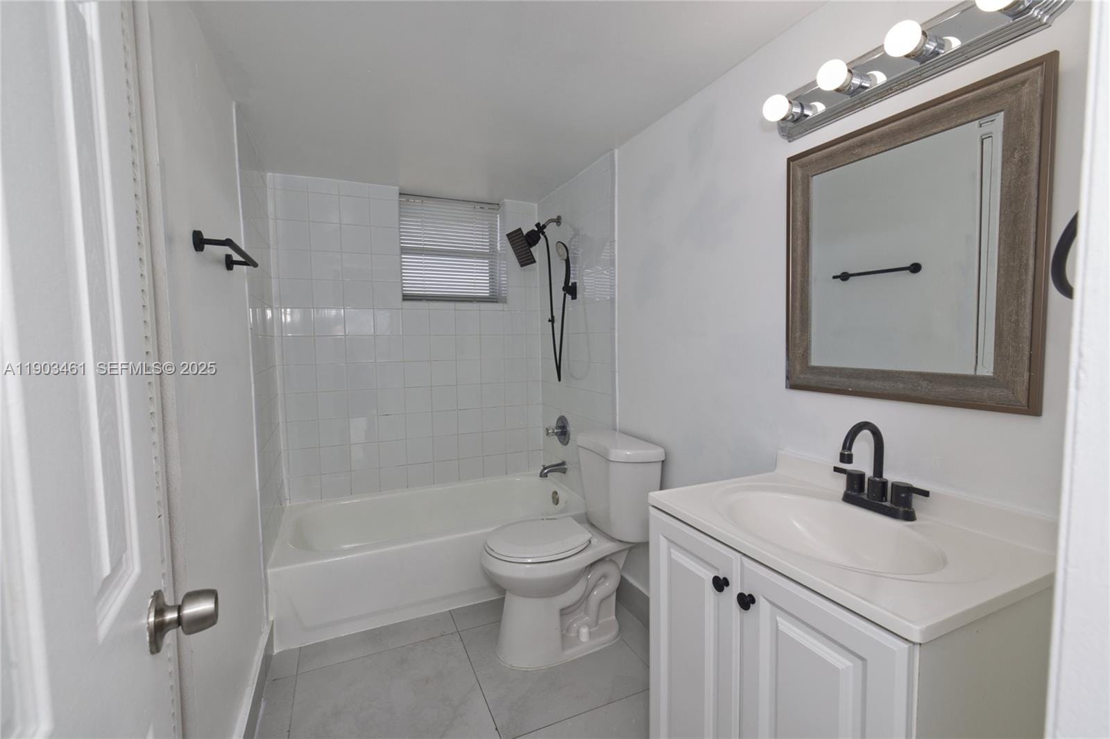 2903 N Miami Beach Boulevard 806, North Miami Beach, FL 33160 photo 19