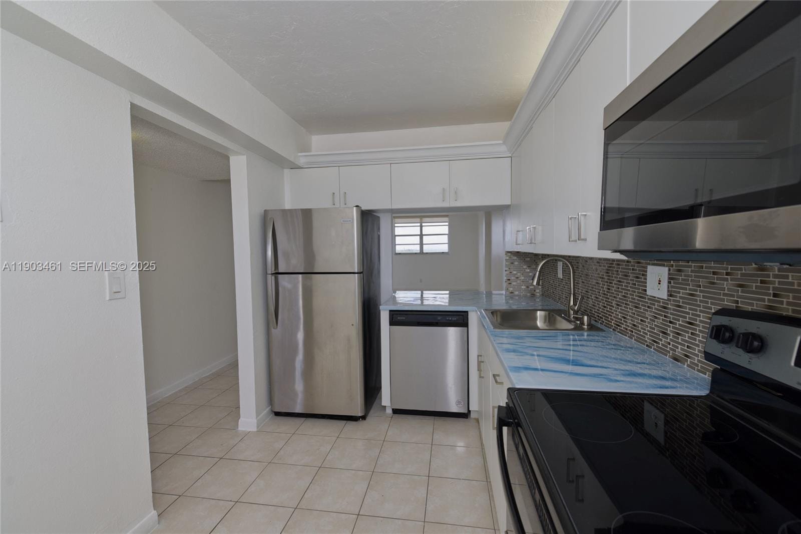 2903 N Miami Beach Boulevard 806 — photo 3