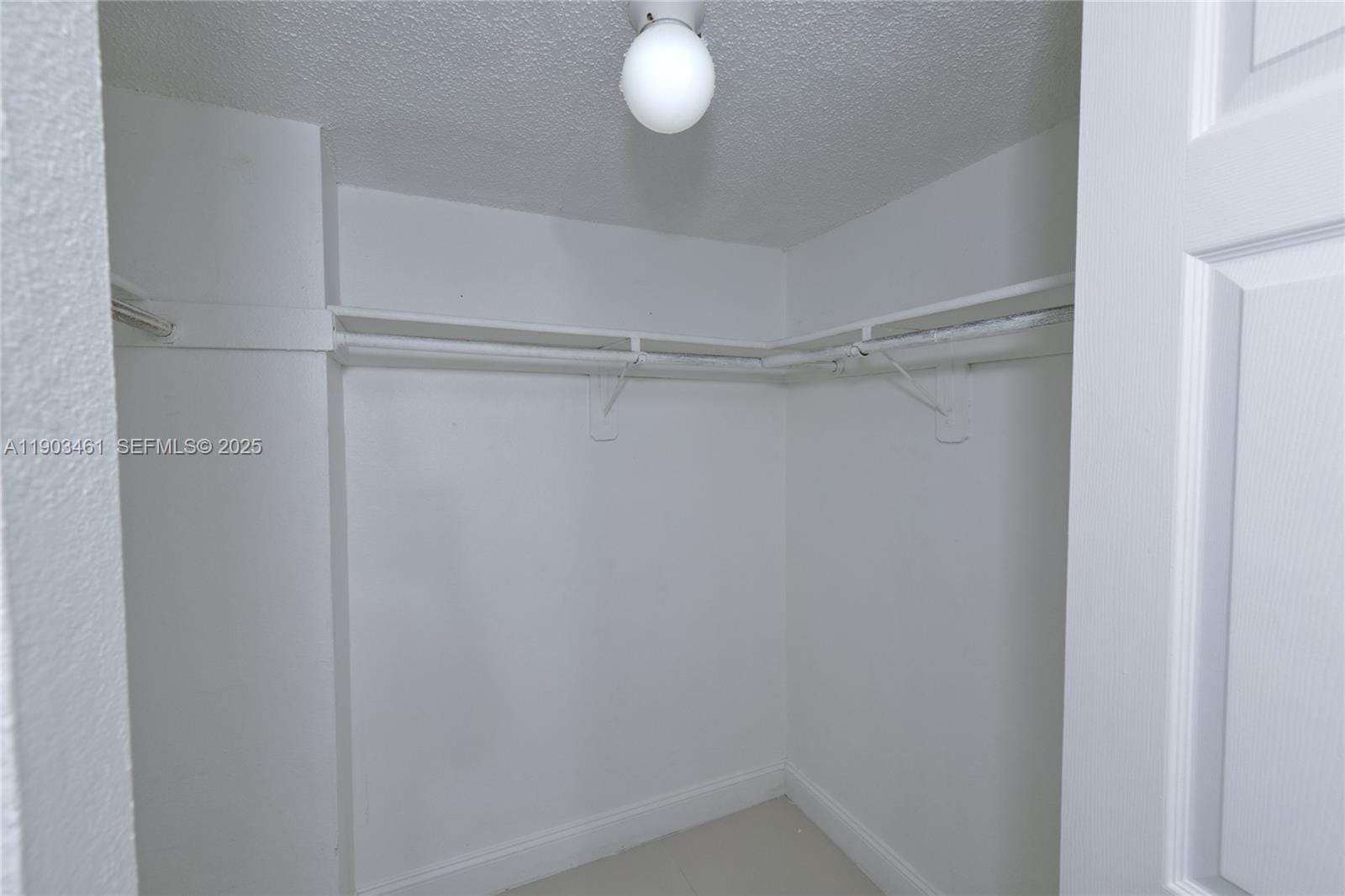 2903 N Miami Beach Boulevard 806, North Miami Beach, FL 33160 photo 21