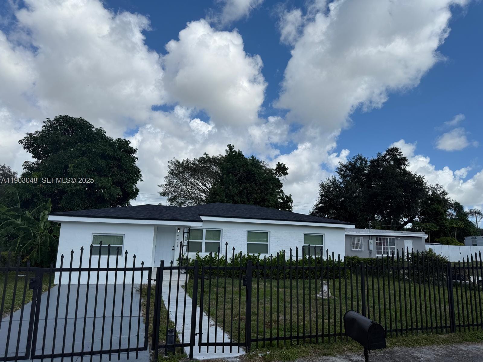 2441 NW 98th Street, Miami, FL 33147 photo 2