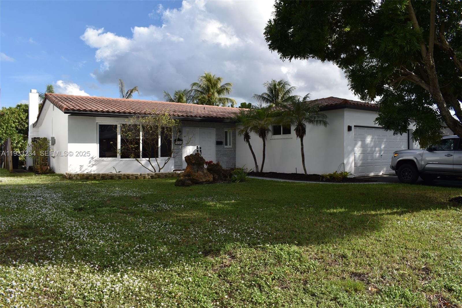 1731 N 54th Avenue, Hollywood, FL 33021