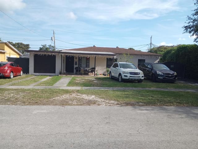 14025 Jackson Street, Miami, FL 33176