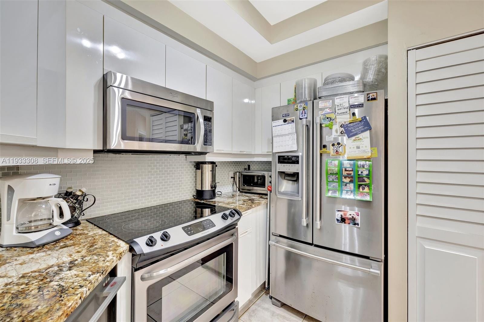 2000 Island Boulevard 203, Aventura, FL 33160 photo 12
