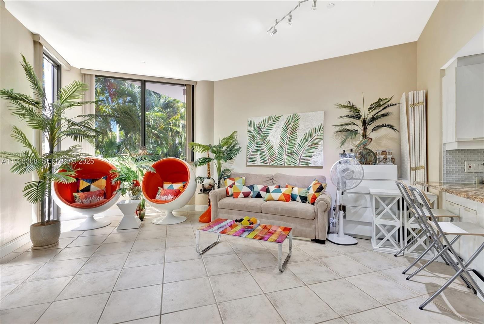 2000 Island Boulevard 203, Aventura, FL 33160 photo 4
