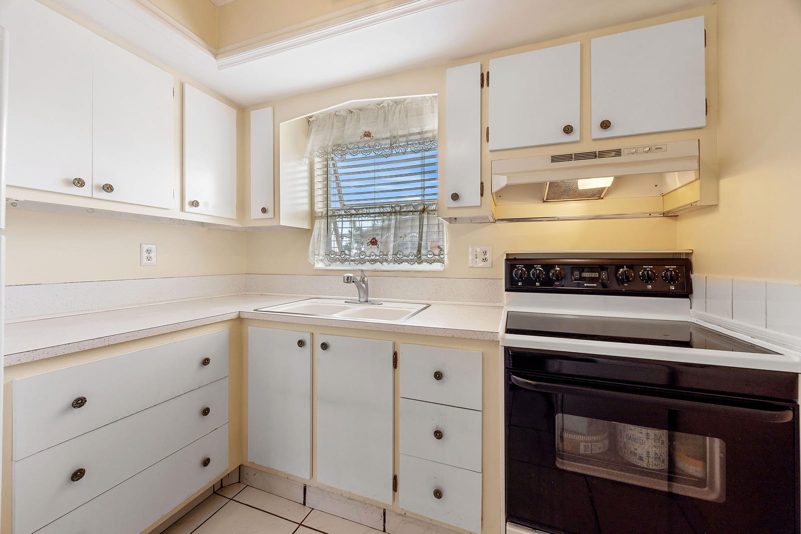 2747 Dudley Drive E A, West Palm Beach, FL 33415 photo 9