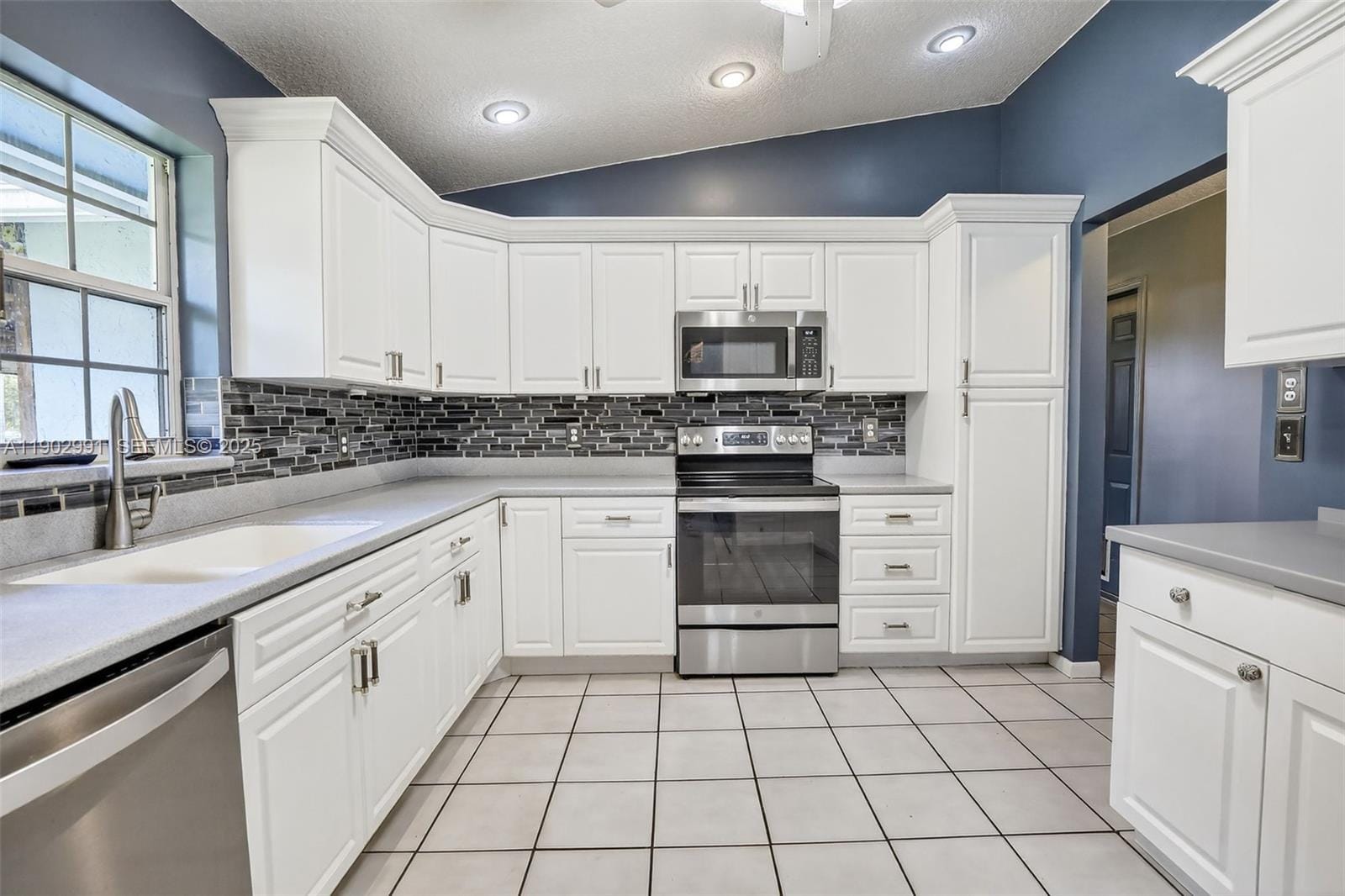 5010 SW 201st Terrace, Southwest Ranches, FL 33332 photo 11