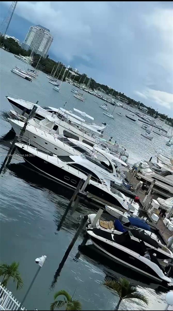 7904 West Drive 315, North Bay Village, FL 33141, North Bay Village