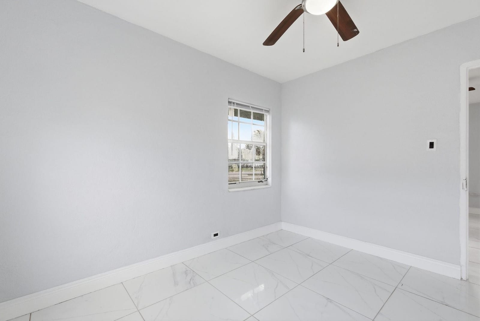 2841 NW 14th Street — photo 11