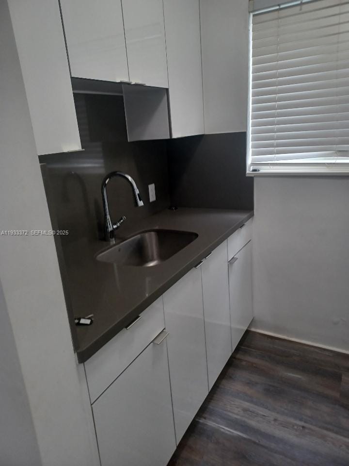 6950 Byron Avenue 2, Miami Beach, FL 33141 photo 2