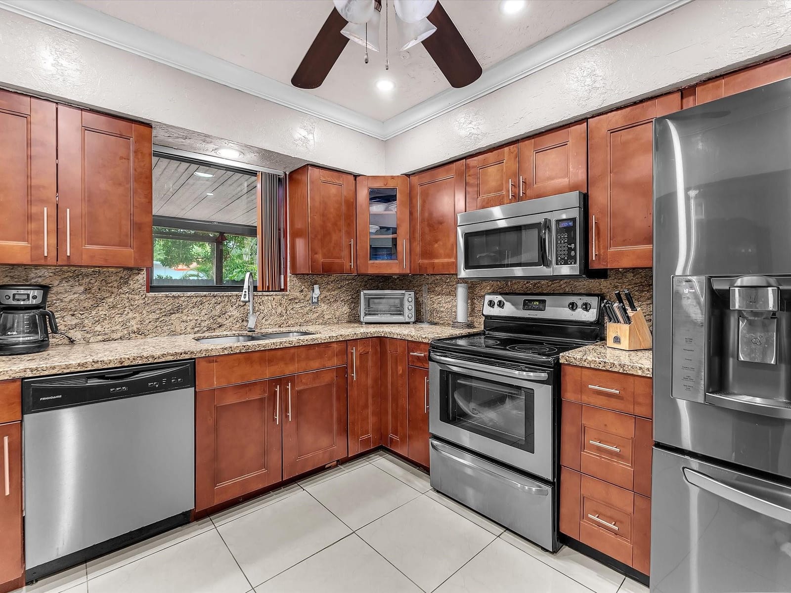6631 SW 24th Street, Miramar, FL 33023 photo 15