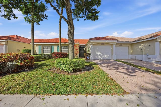 6145 Lake Hibiscus Drive 6145, Delray Beach, FL 33484