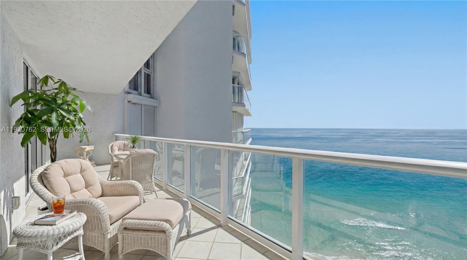 16445 Collins Avenue 2722, Sunny Isles Beach, FL 33160 photo 2