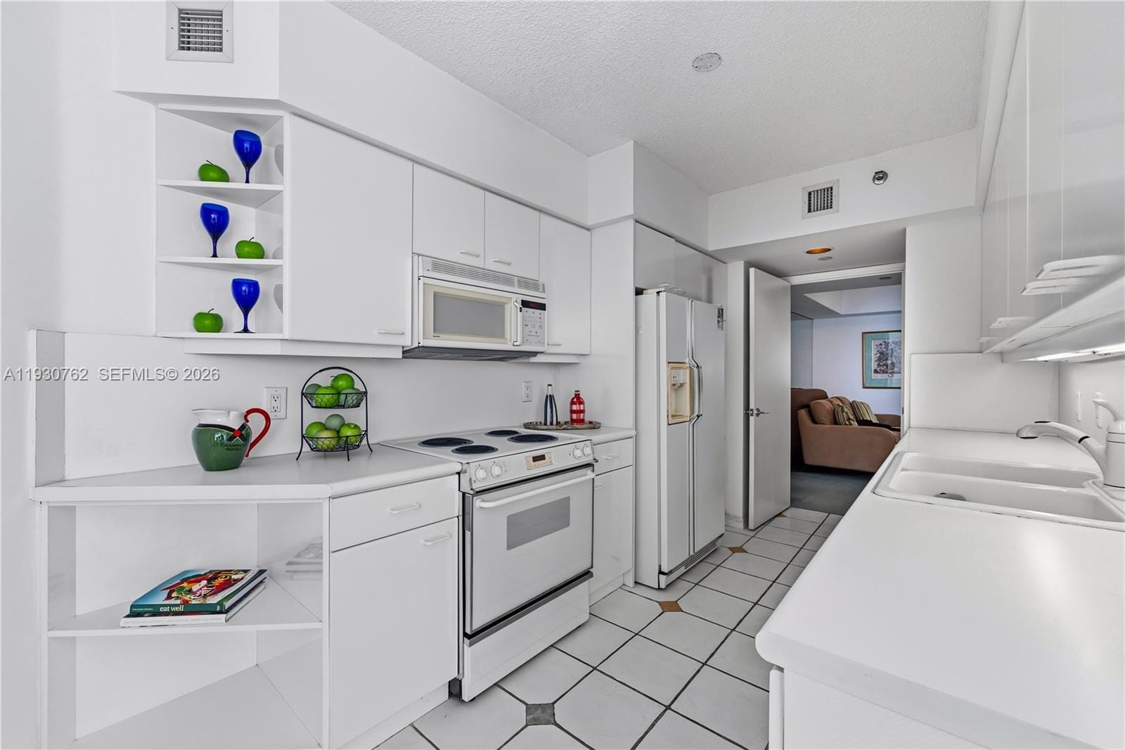 16445 Collins Avenue 2722, Sunny Isles Beach, FL 33160 photo 8