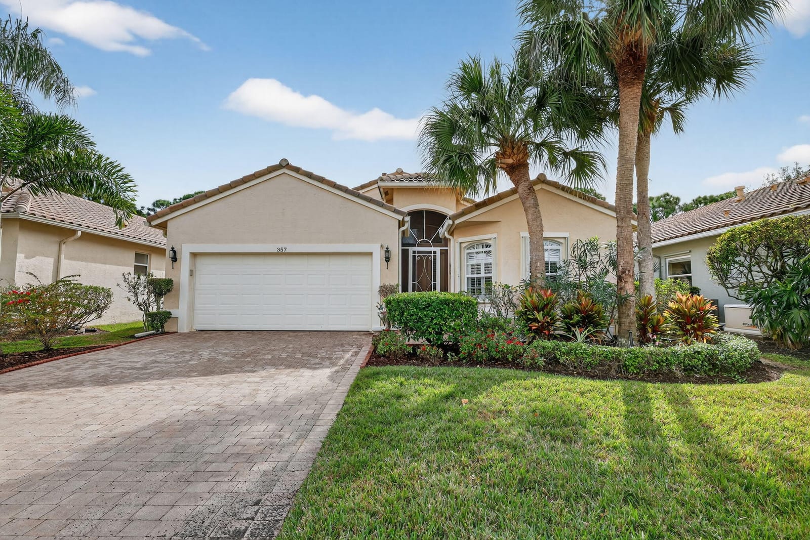 357 NW Springview Loop, Port St. Lucie, FL 34986