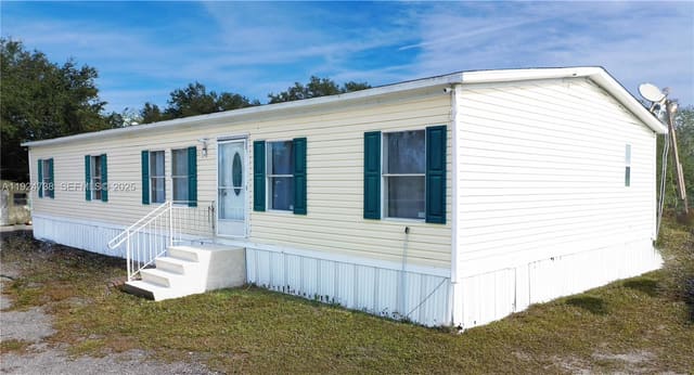 225 N Estribo Street, Clewiston, FL 33440