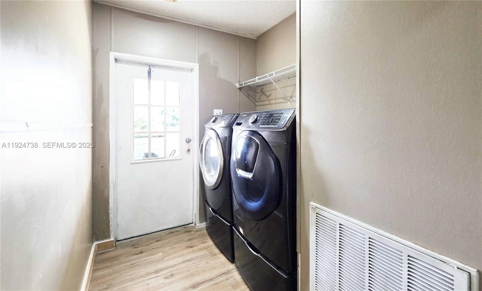 225 N Estribo Street — photo 10