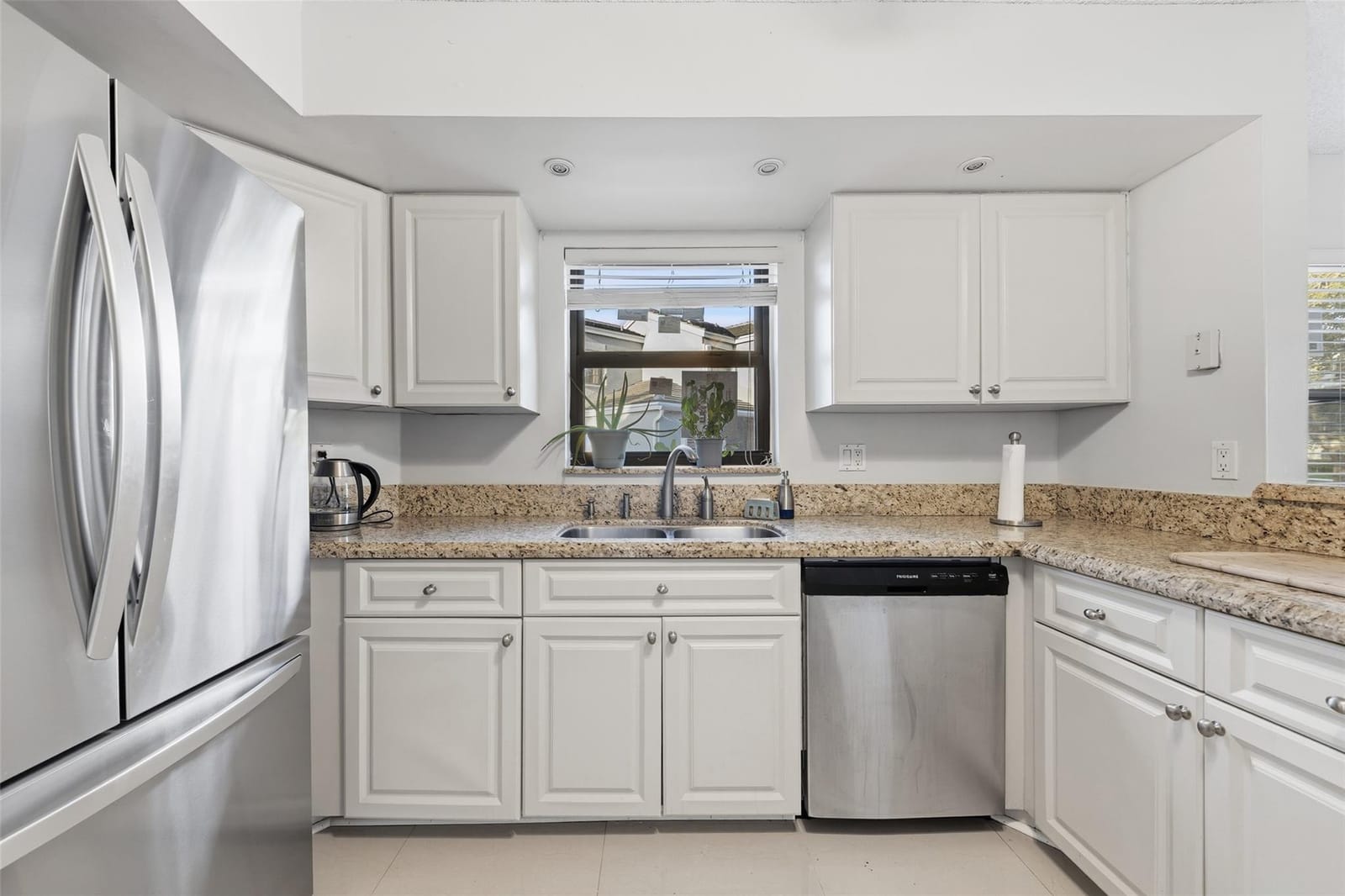 8471 NW 78th Court 8471, Tamarac, FL 33321 photo 9
