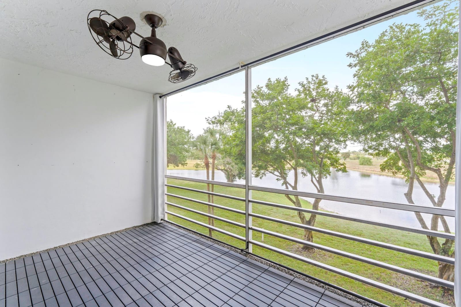 3090 N Course Drive 309, Pompano Beach, FL 33069