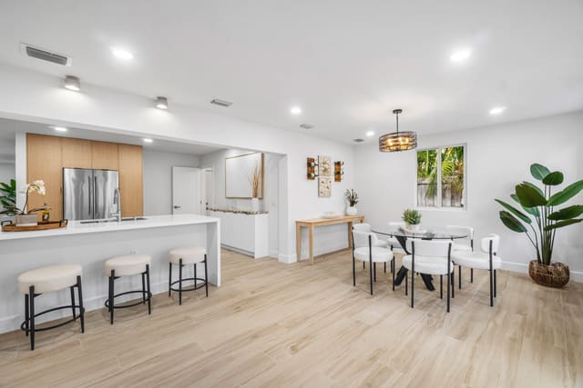 2634 SW 5th Street, sold in Chapel Hill, Boynton Beach, FL