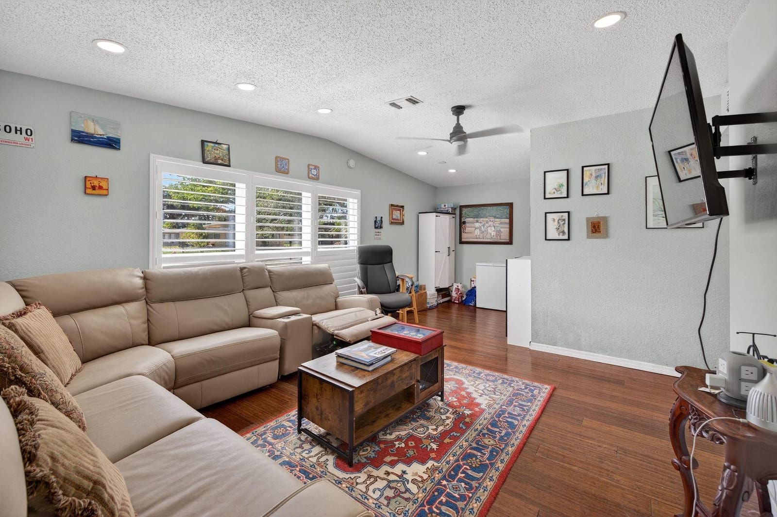 300 SW 25th Avenue — photo 8