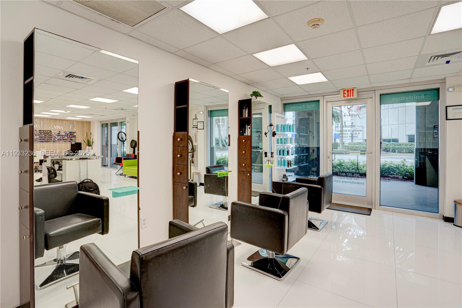 9025 S Dadeland Boulevard, Miami, FL 33156, Miami