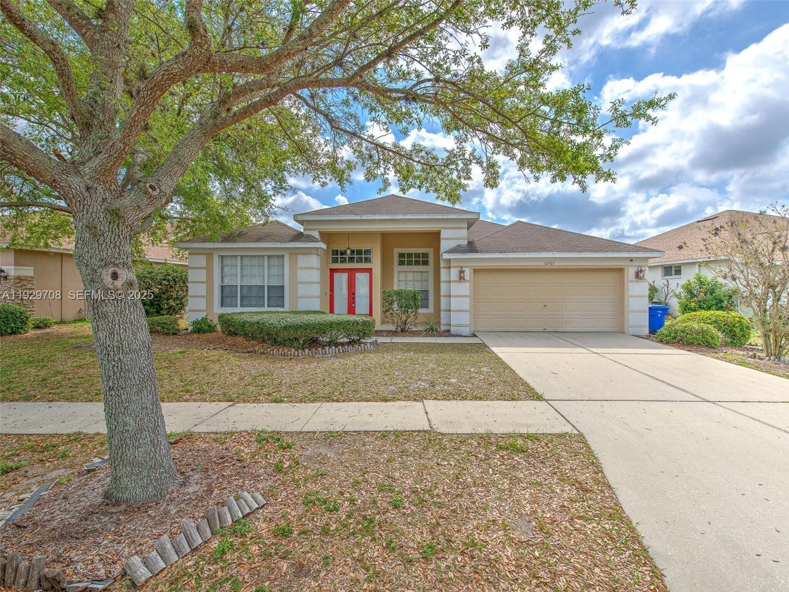 10907 Australian Pine Drive, Riverview, FL 33579 photo 2