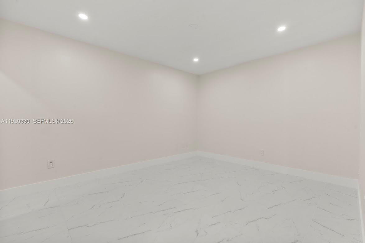 2737 W 55th Place, Hialeah, FL 33016 photo 10