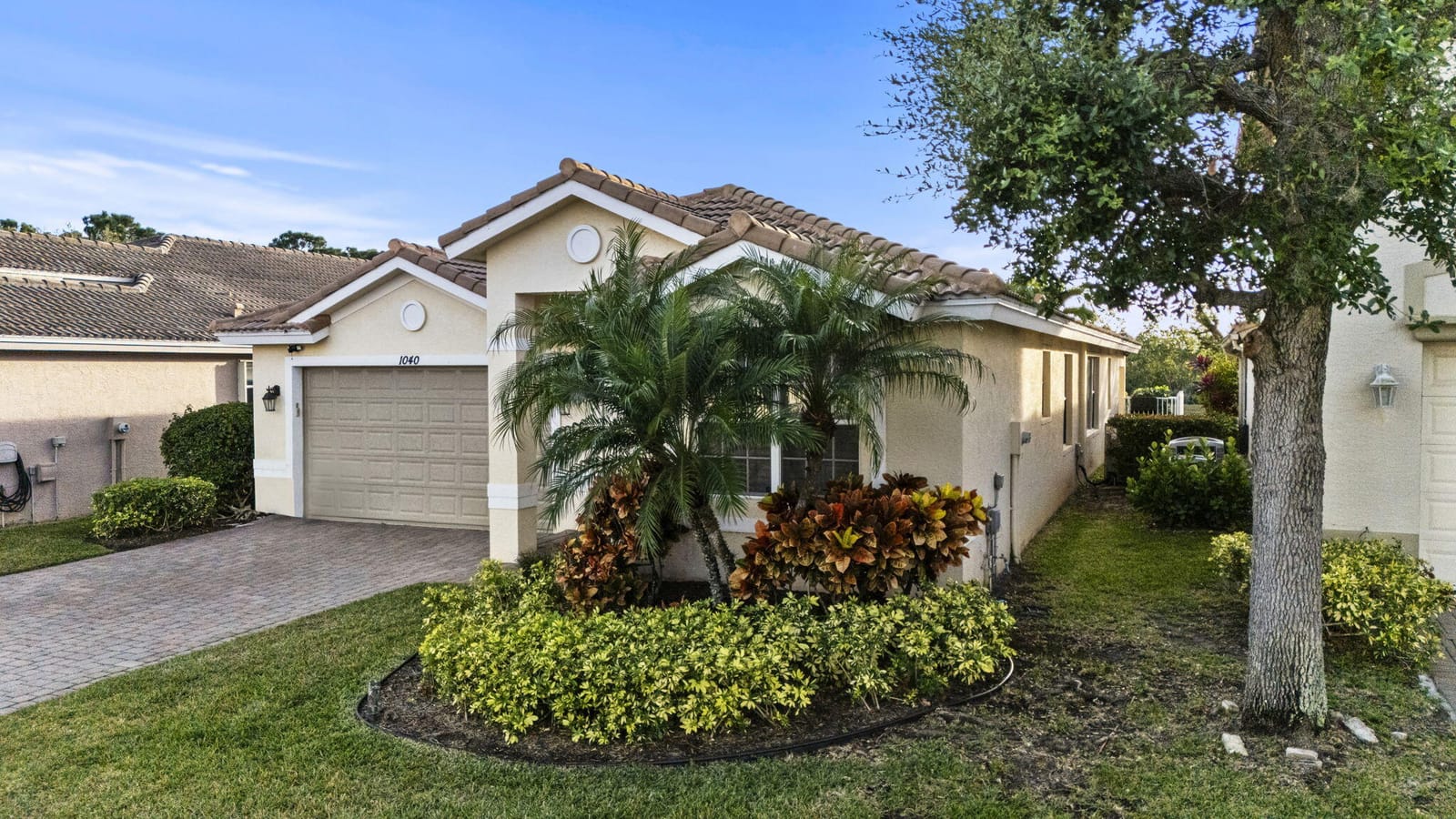 1040 SE Fleming Way — photo 3