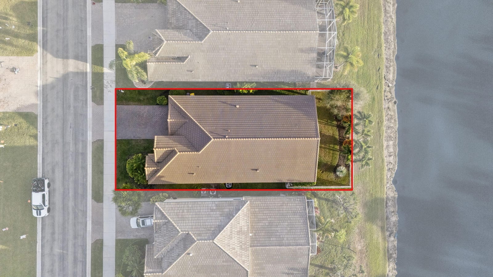 1040 SE Fleming Way — photo 4