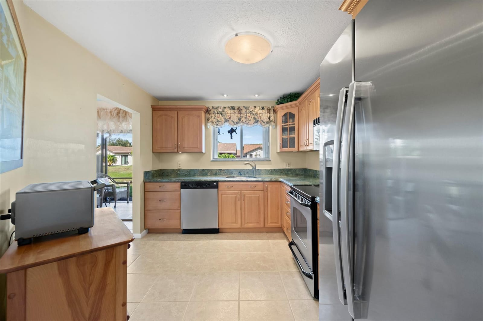 2215 Discovery Circle 2215, Deerfield Beach, FL 33442 photo 8