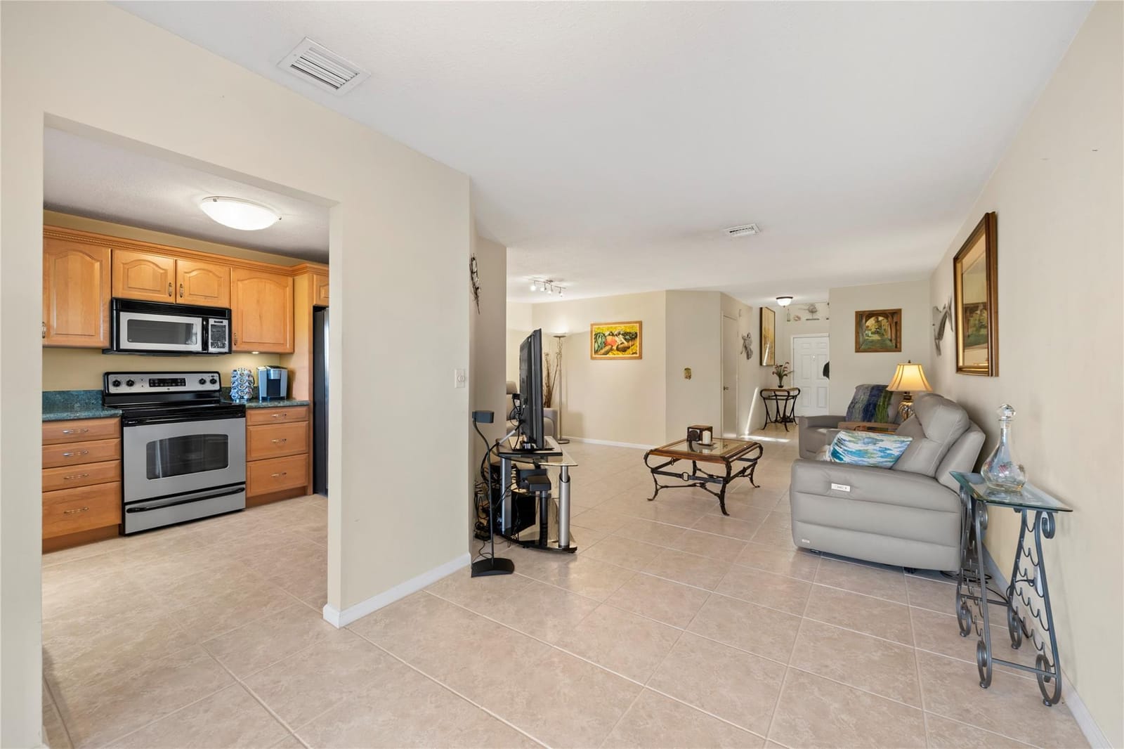 2215 Discovery Circle 2215, Deerfield Beach, FL 33442 photo 9