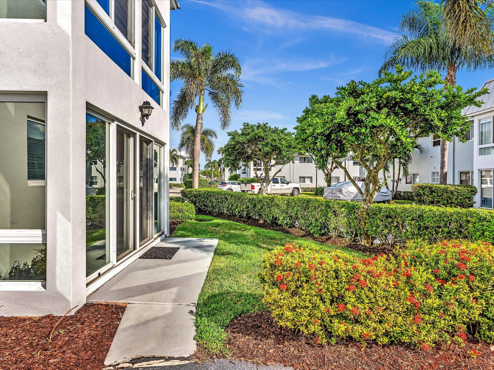 30 Colonial Club Drive 101, Boynton Beach, FL 33435 photo 15