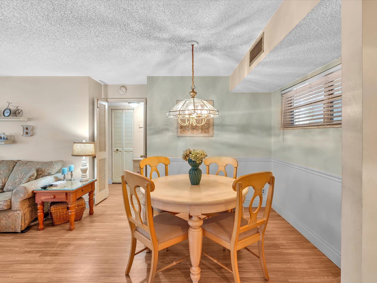 30 Colonial Club Drive 101, Boynton Beach, FL 33435 photo 10