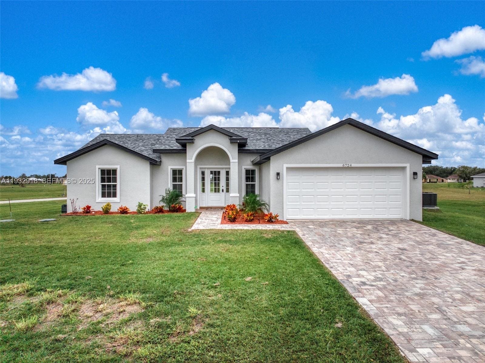 6724 Heavitree Drive — photo 2