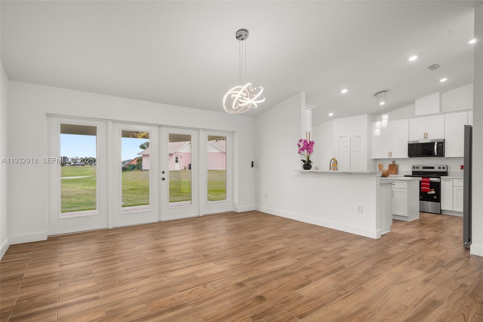 6724 Heavitree Drive — photo 12
