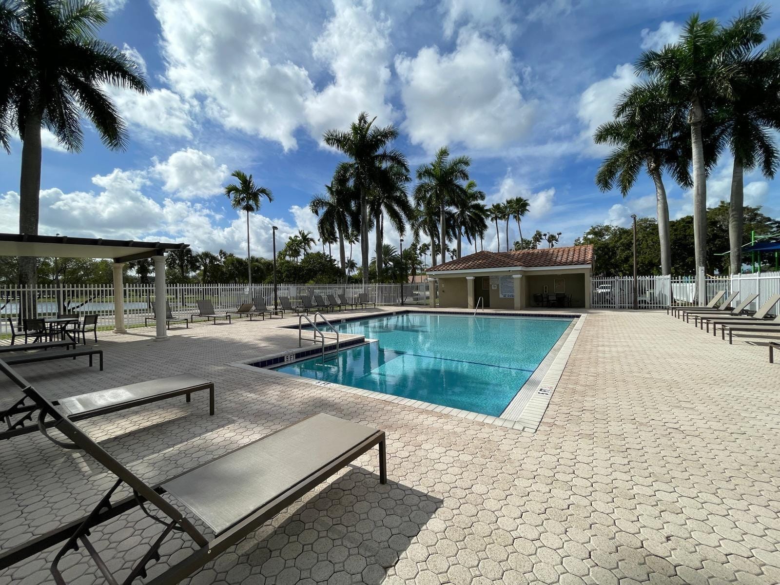 140 NW 151st Avenue, Pembroke Pines, FL 33028 photo 21