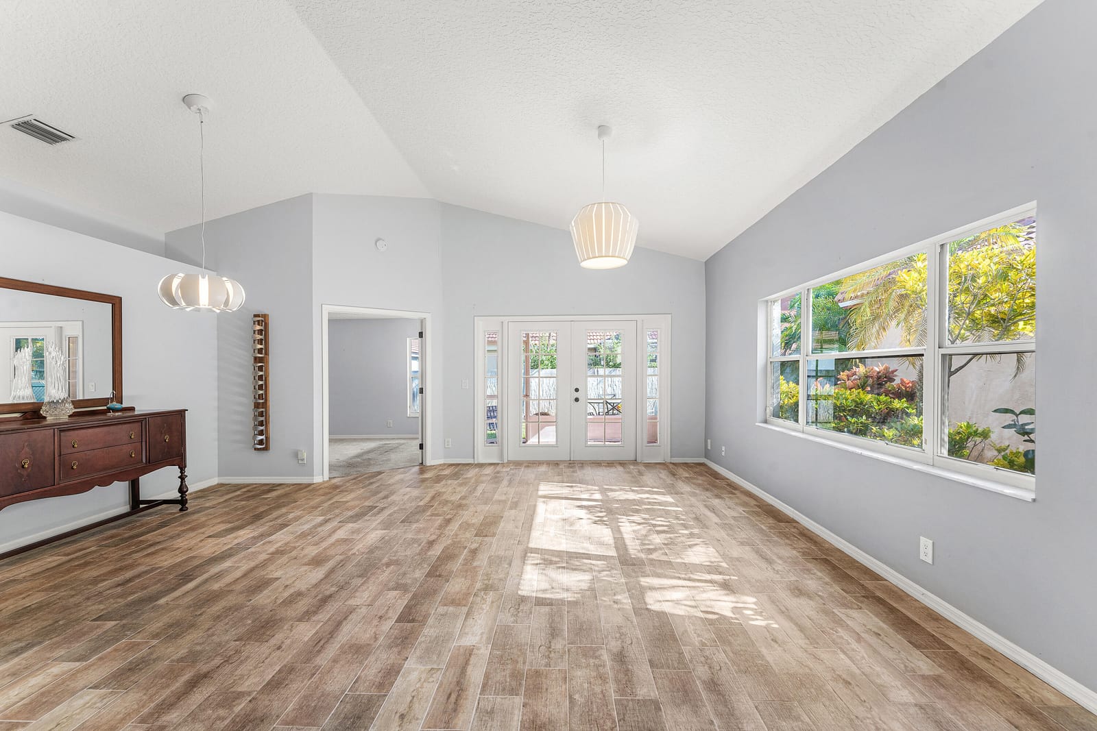2100 Bonisle Circle — photo 5