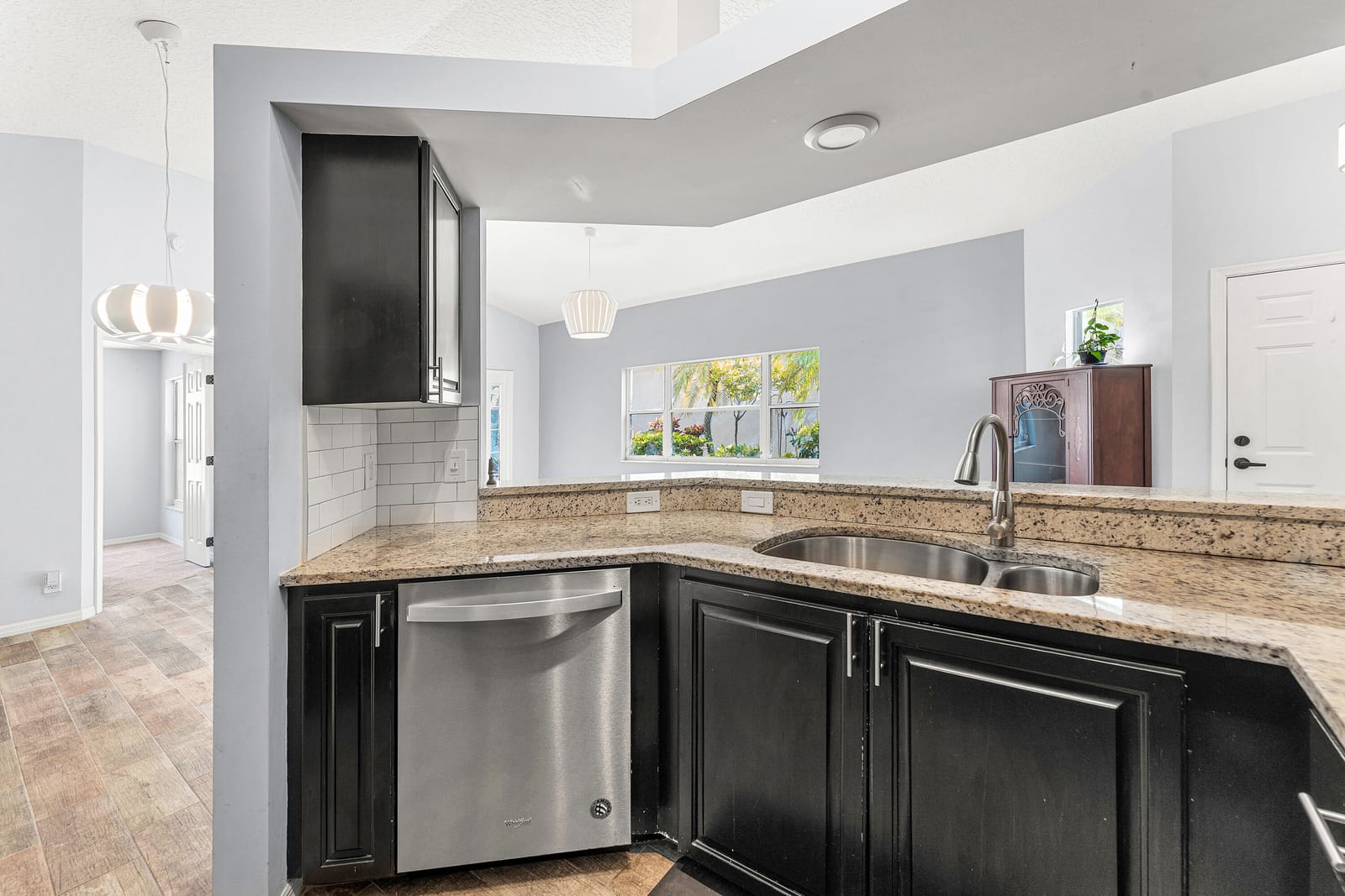 2100 Bonisle Circle — photo 9