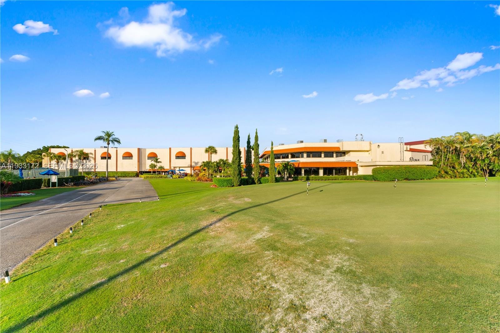 8901 S Hollybrook Boulevard 303, Pembroke Pines, FL 33025 photo 14