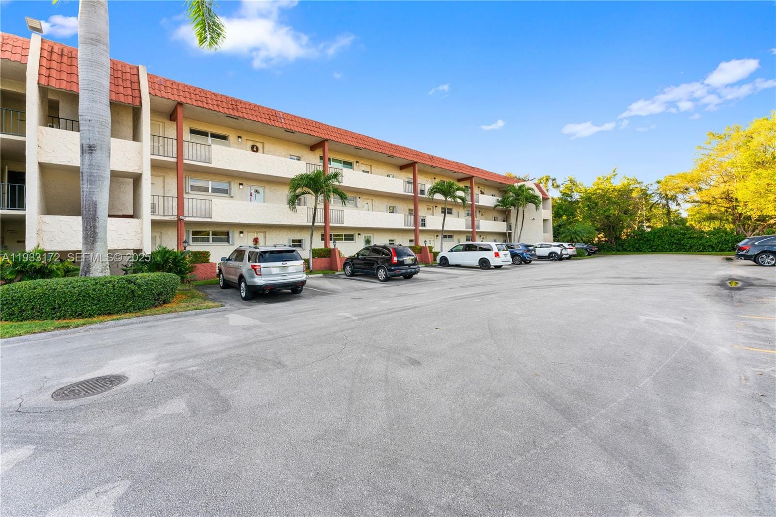 8901 S Hollybrook Boulevard 303, Pembroke Pines, FL 33025 photo 19