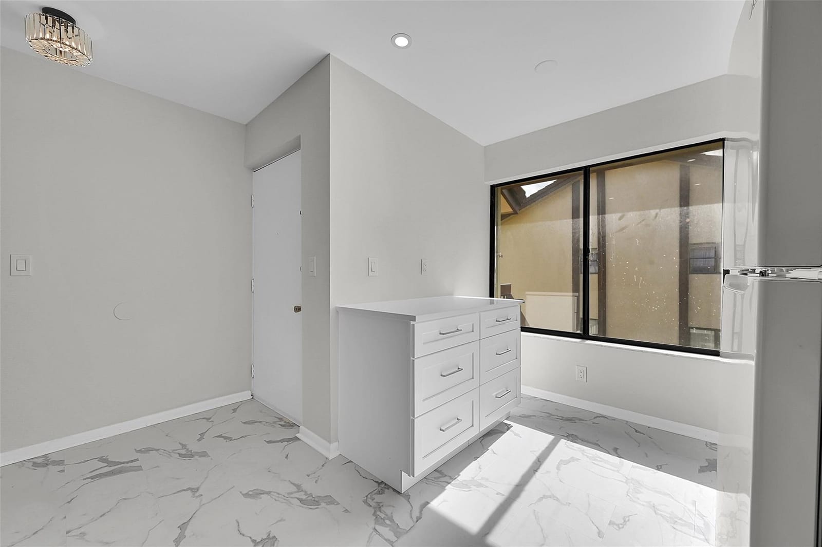 2578 Riverside Drive 421 — photo 5