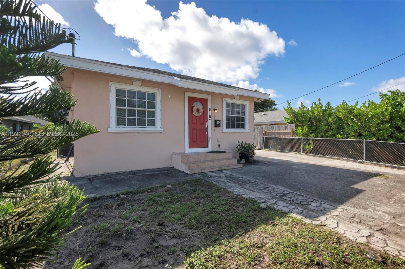 816 20th Street, West Palm Beach, FL 33407 photo 2