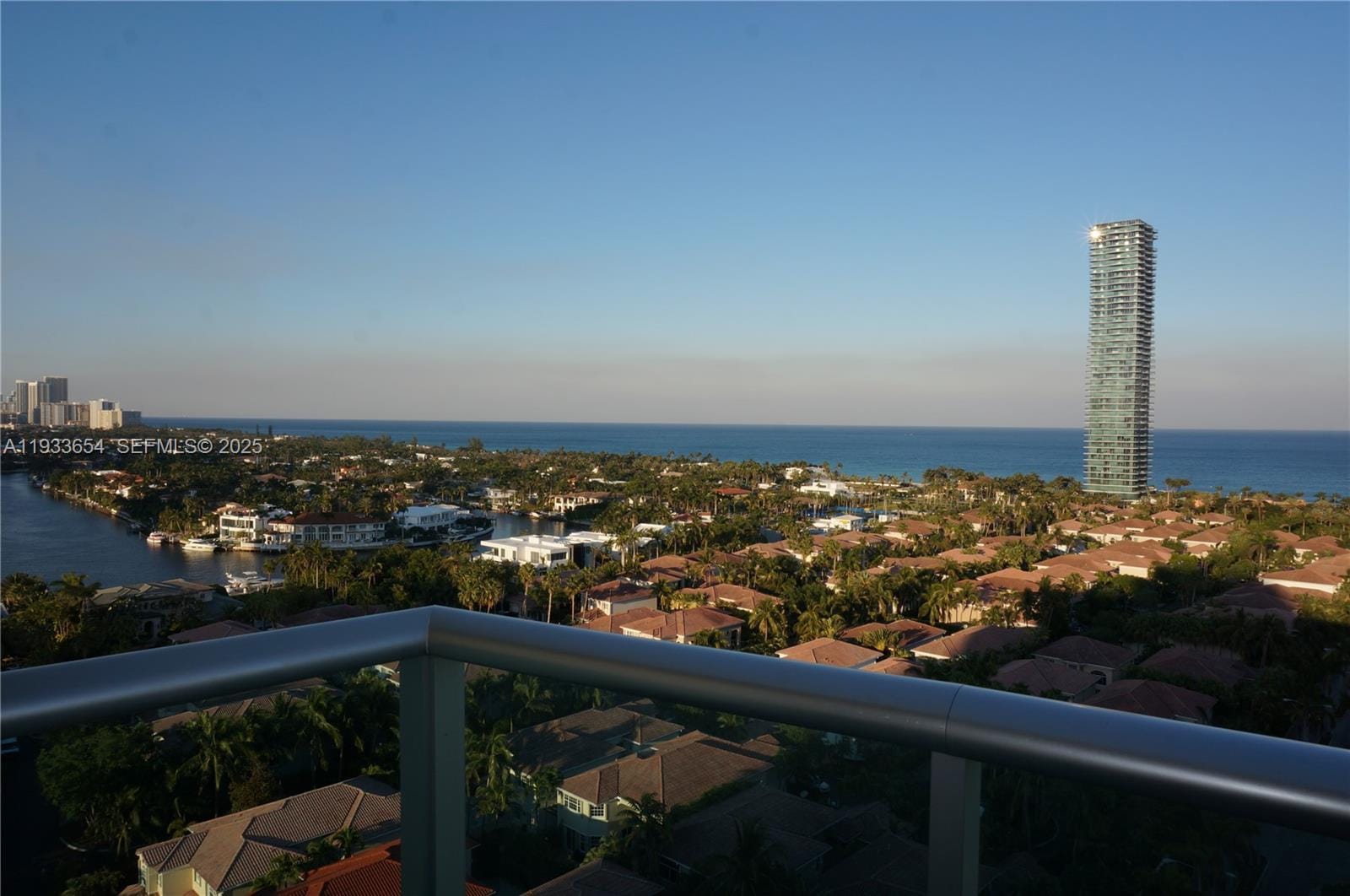 19390 Collins Avenue PH-26 — photo 3