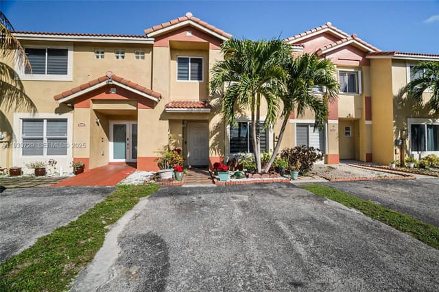 5297 NW 190th Lane, sold in Monterrey 4th Addn, Miami Gardens, FL
