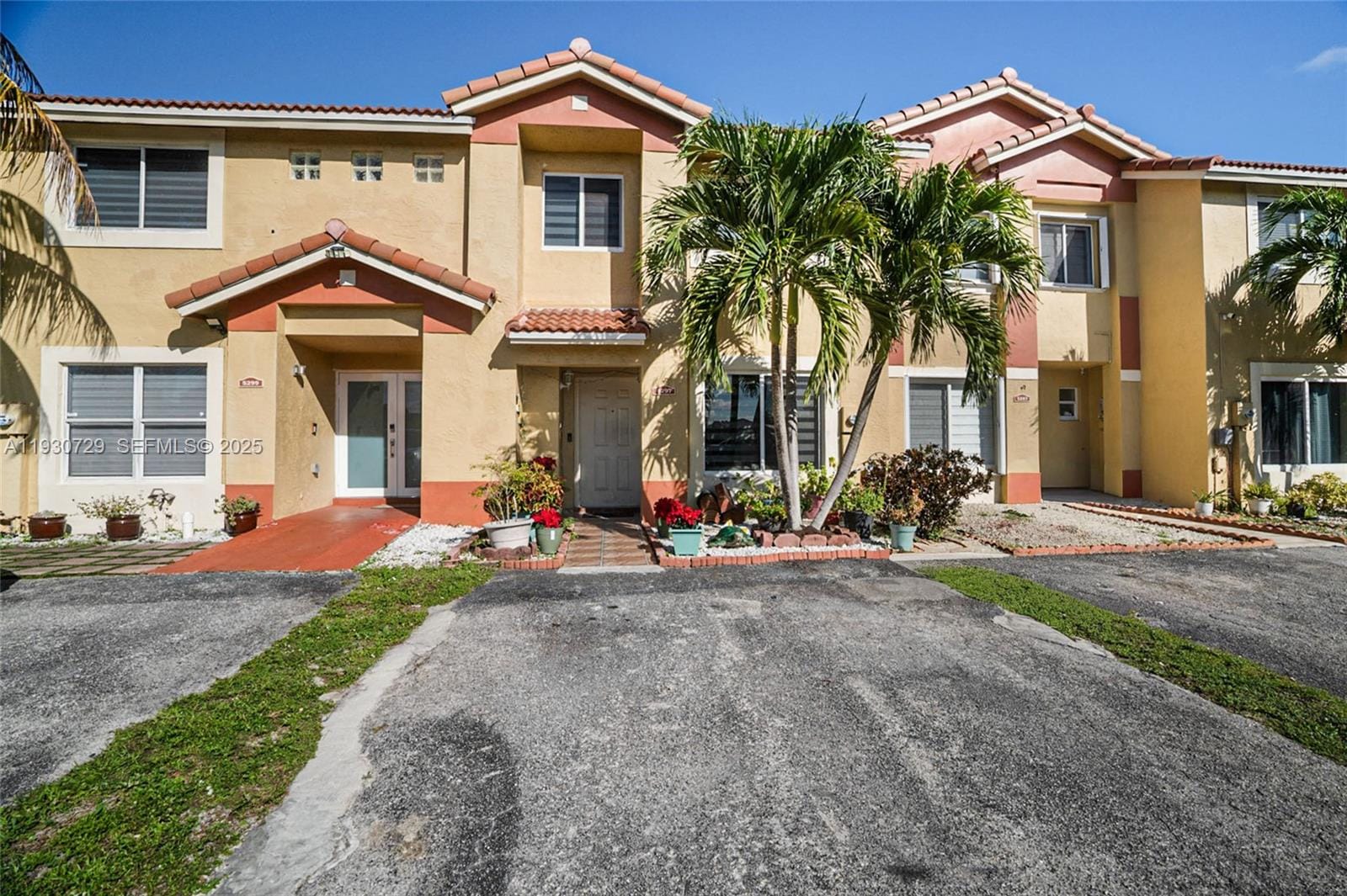 5297 NW 190th Lane, Miami Gardens, FL 33055 photo 1