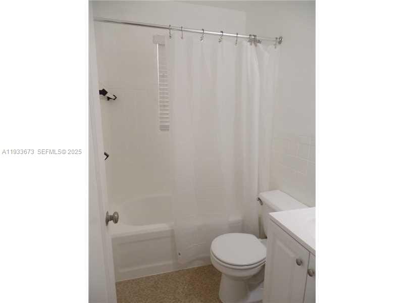 6950 Byron Avenue 4, Miami Beach, FL 33141 photo 2