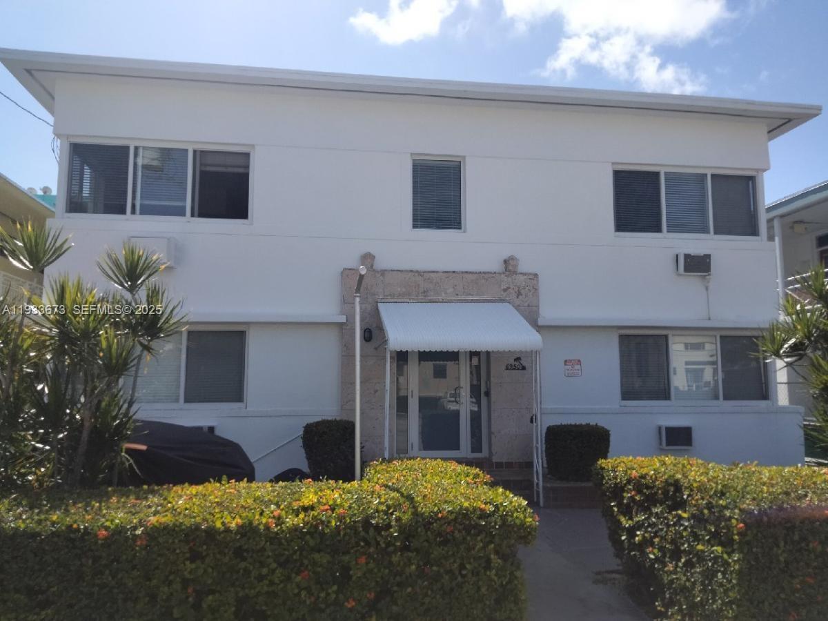6950 Byron Avenue 4, Miami Beach, FL 33141, Miami Beach